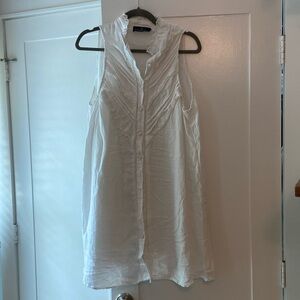 Pomander Place white dress. Size L
